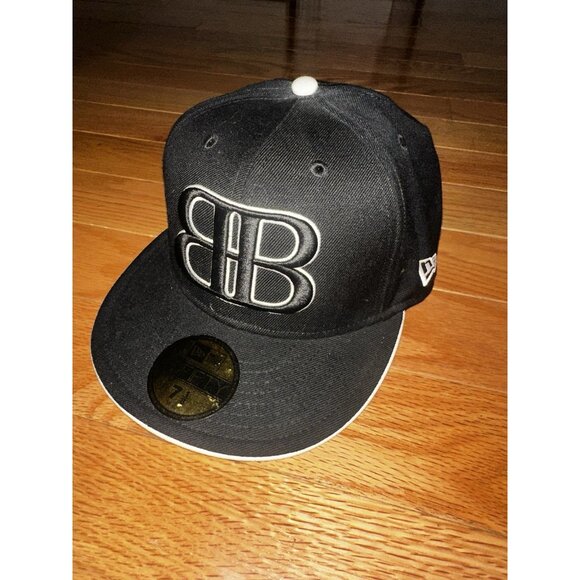 VTG New Era Christopher Big Black Boykin Rob and Big BB Fitted Hat Cap Sz 7 1/8 - Picture 1 of 6
